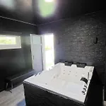 Salle De Cinema Et Jaccuzi Villa *