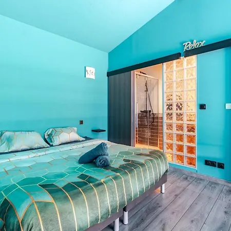 Salle De Cinema Et Jaccuzi Villa *